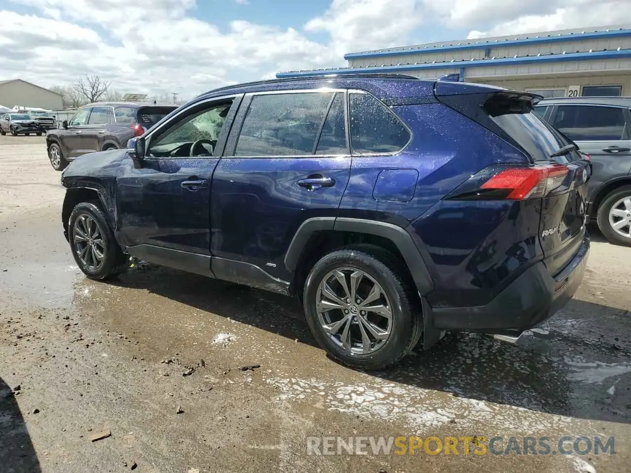 2 Фотография поврежденного автомобиля JTMB6RFV2PD097428 TOYOTA RAV4 2023