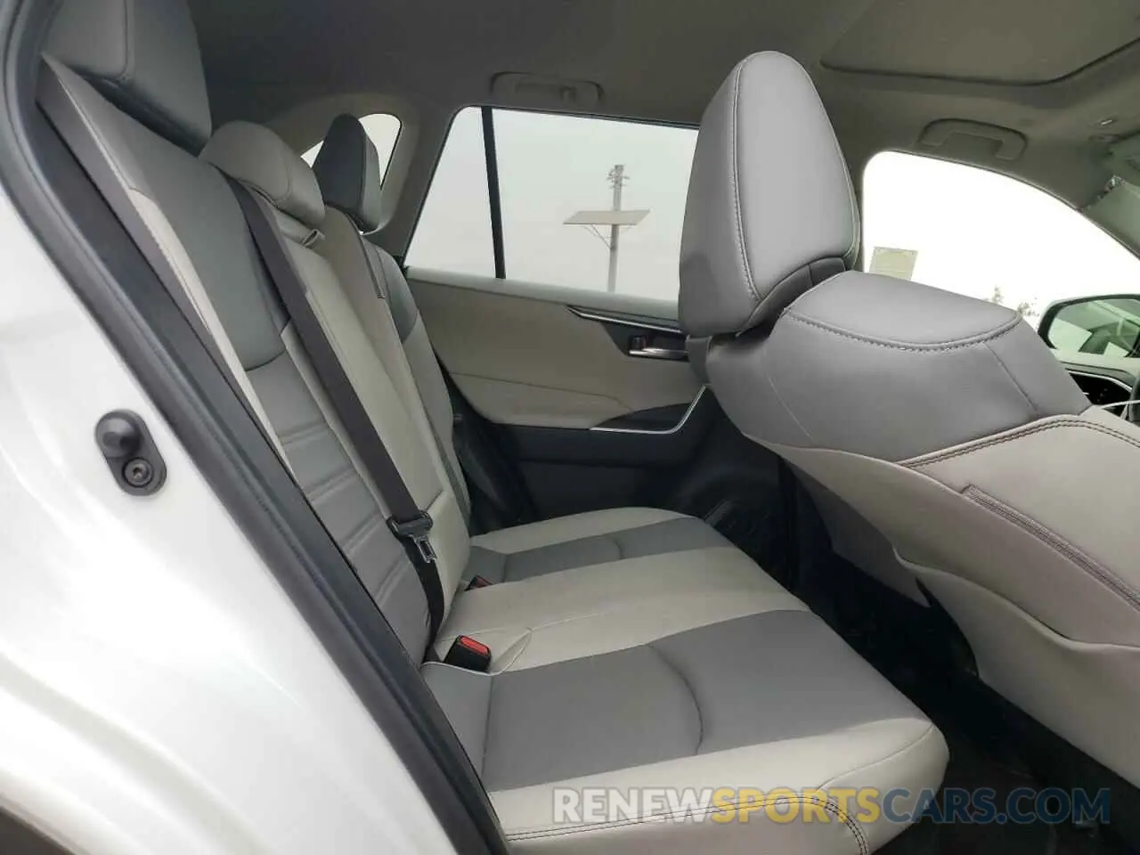 11 Photograph of a damaged car JTMB6RFV5PD091283 TOYOTA RAV4 2023