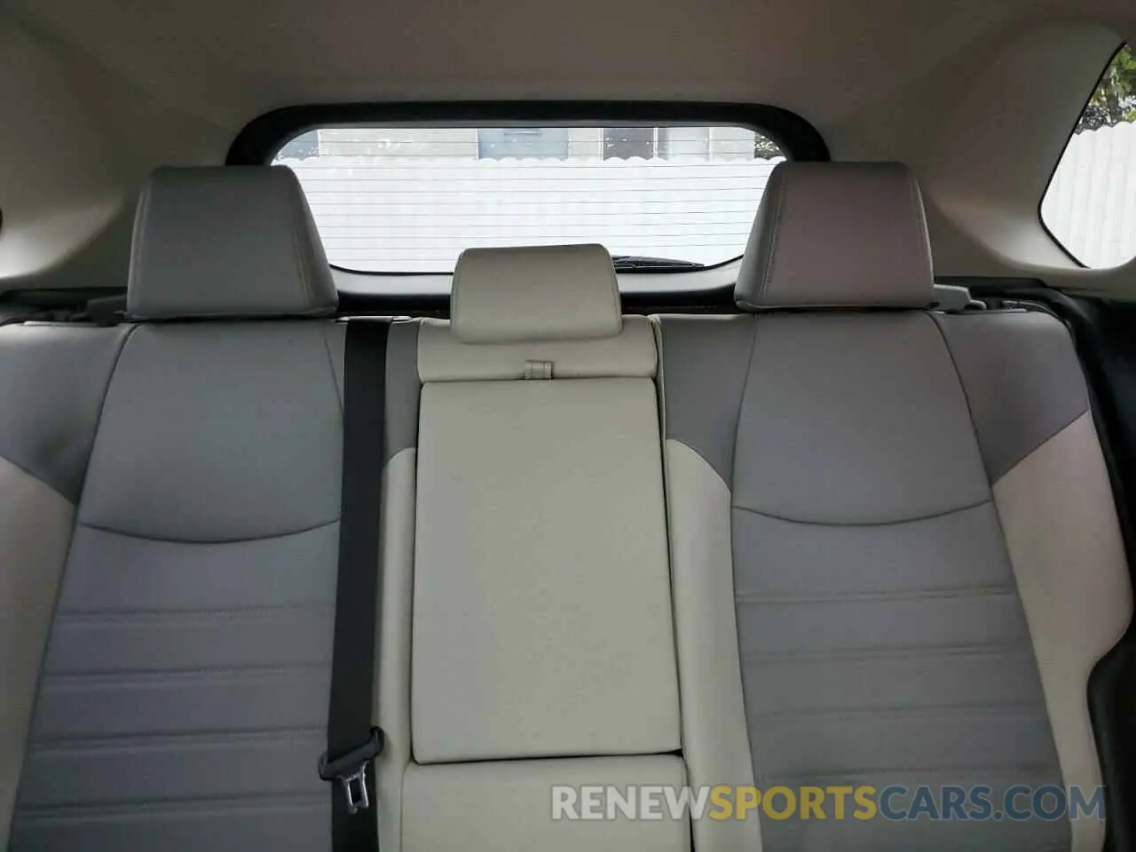 10 Фотография поврежденного автомобиля JTMB6RFV5PD092157 TOYOTA RAV4 2023