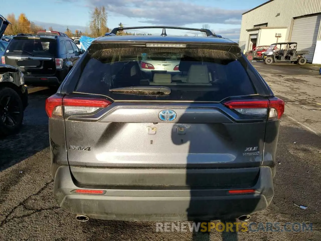 6 Photograph of a damaged car JTMB6RFV5PD103674 TOYOTA RAV4 2023