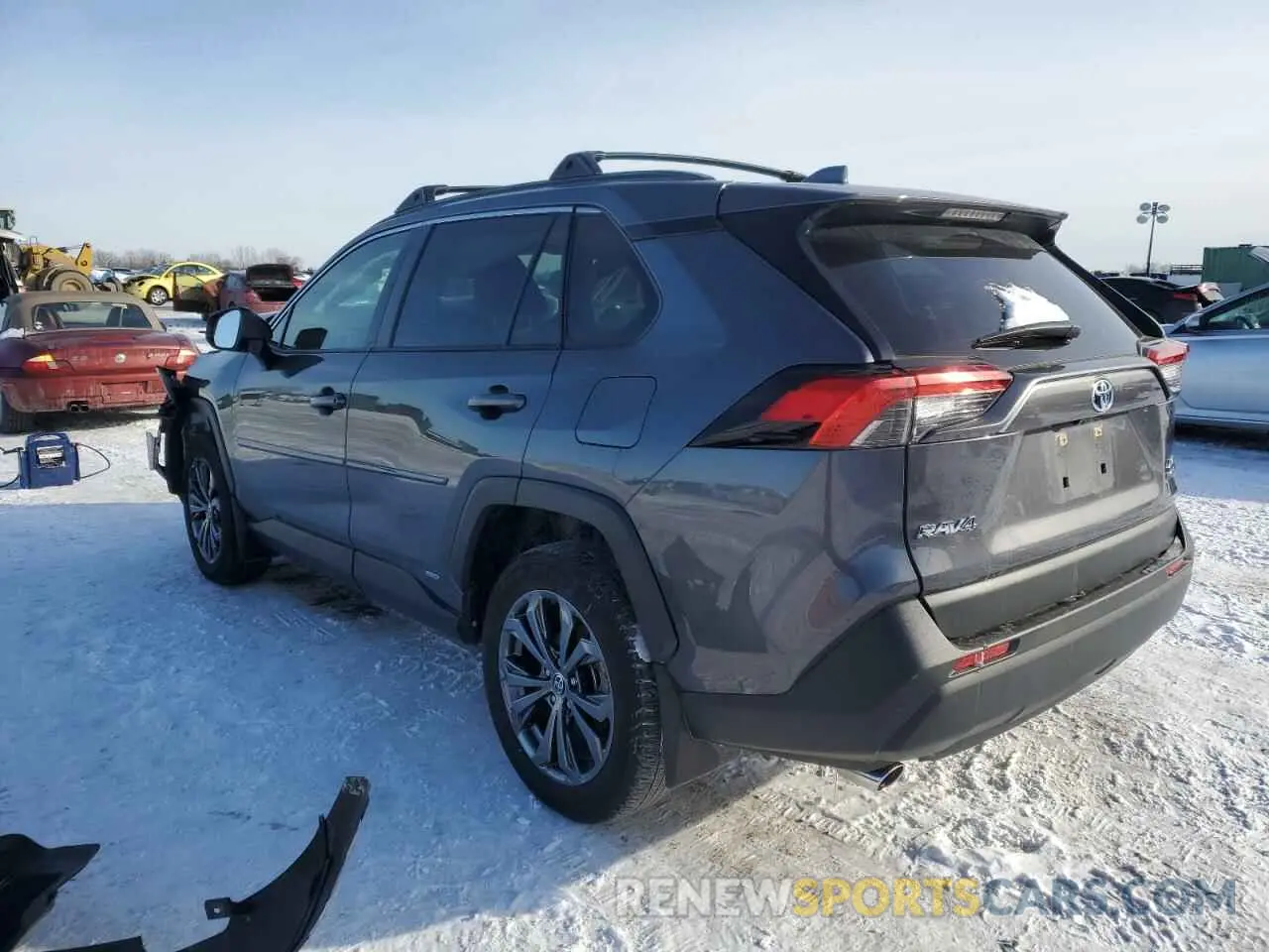 2 Фотография поврежденного автомобиля JTMB6RFV8PD082318 TOYOTA RAV4 2023