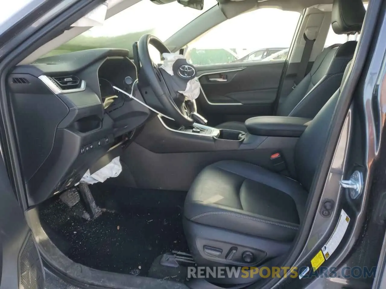 7 Фотография поврежденного автомобиля JTMB6RFV8PD082318 TOYOTA RAV4 2023