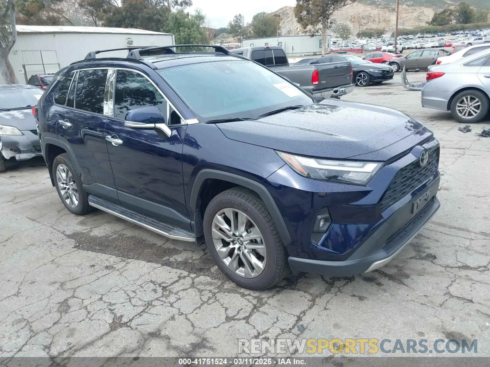 1 Фотография поврежденного автомобиля JTMC1RFV1PD097603 TOYOTA RAV4 2023