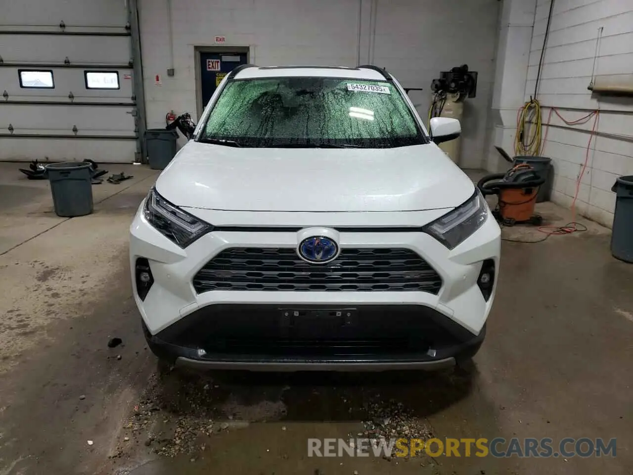 5 Photograph of a damaged car JTMD6RFV4PD087637 TOYOTA RAV4 2023