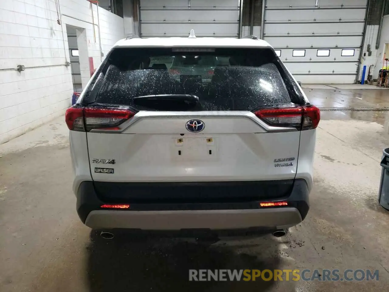 6 Photograph of a damaged car JTMD6RFV4PD087637 TOYOTA RAV4 2023