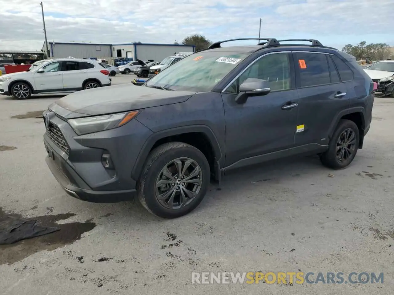 1 Photograph of a damaged car JTMD6RFV4PD094510 TOYOTA RAV4 2023