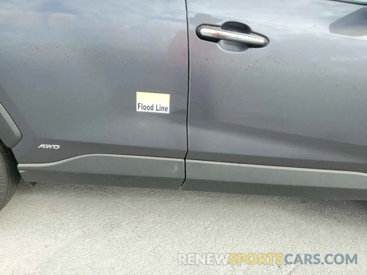 13 Photograph of a damaged car JTMD6RFV4PD094510 TOYOTA RAV4 2023