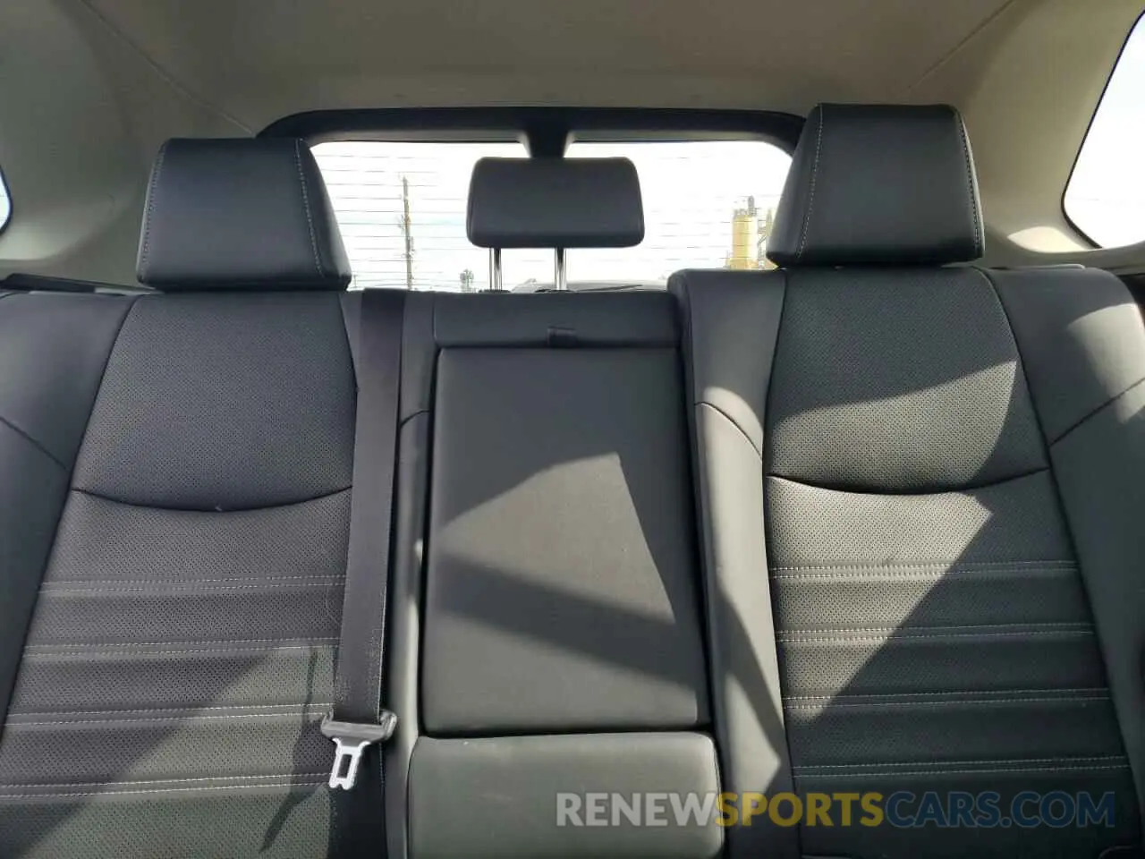 10 Фотография поврежденного автомобиля JTMD6RFVXPD548081 TOYOTA RAV4 2023