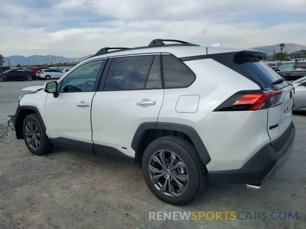 2 Фотография поврежденного автомобиля JTMD6RFVXPD548081 TOYOTA RAV4 2023