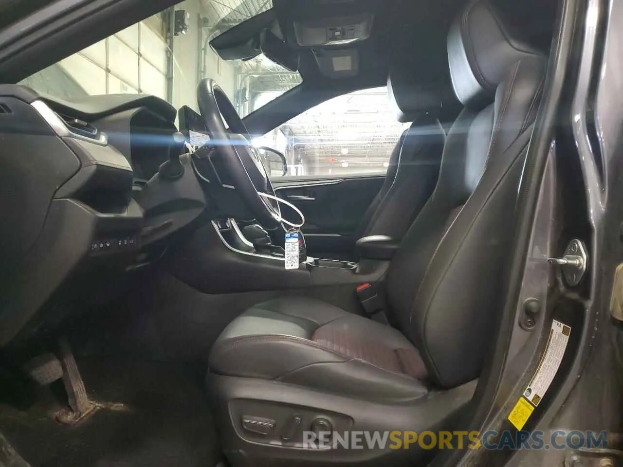 7 Фотография поврежденного автомобиля JTMEB3FV7PD131420 TOYOTA RAV4 2023