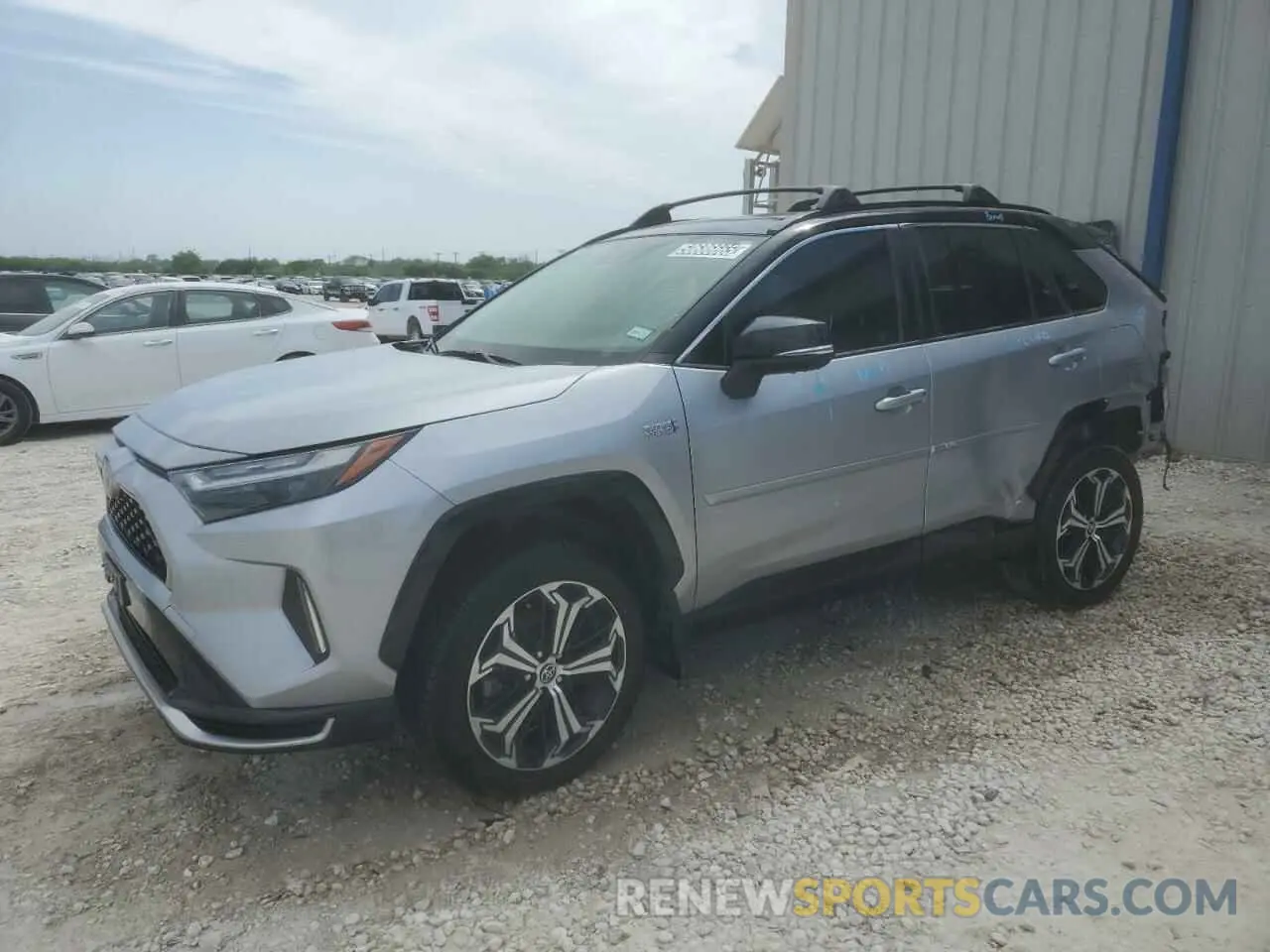 1 Фотография поврежденного автомобиля JTMEB3FVXPD118161 TOYOTA RAV4 2023
