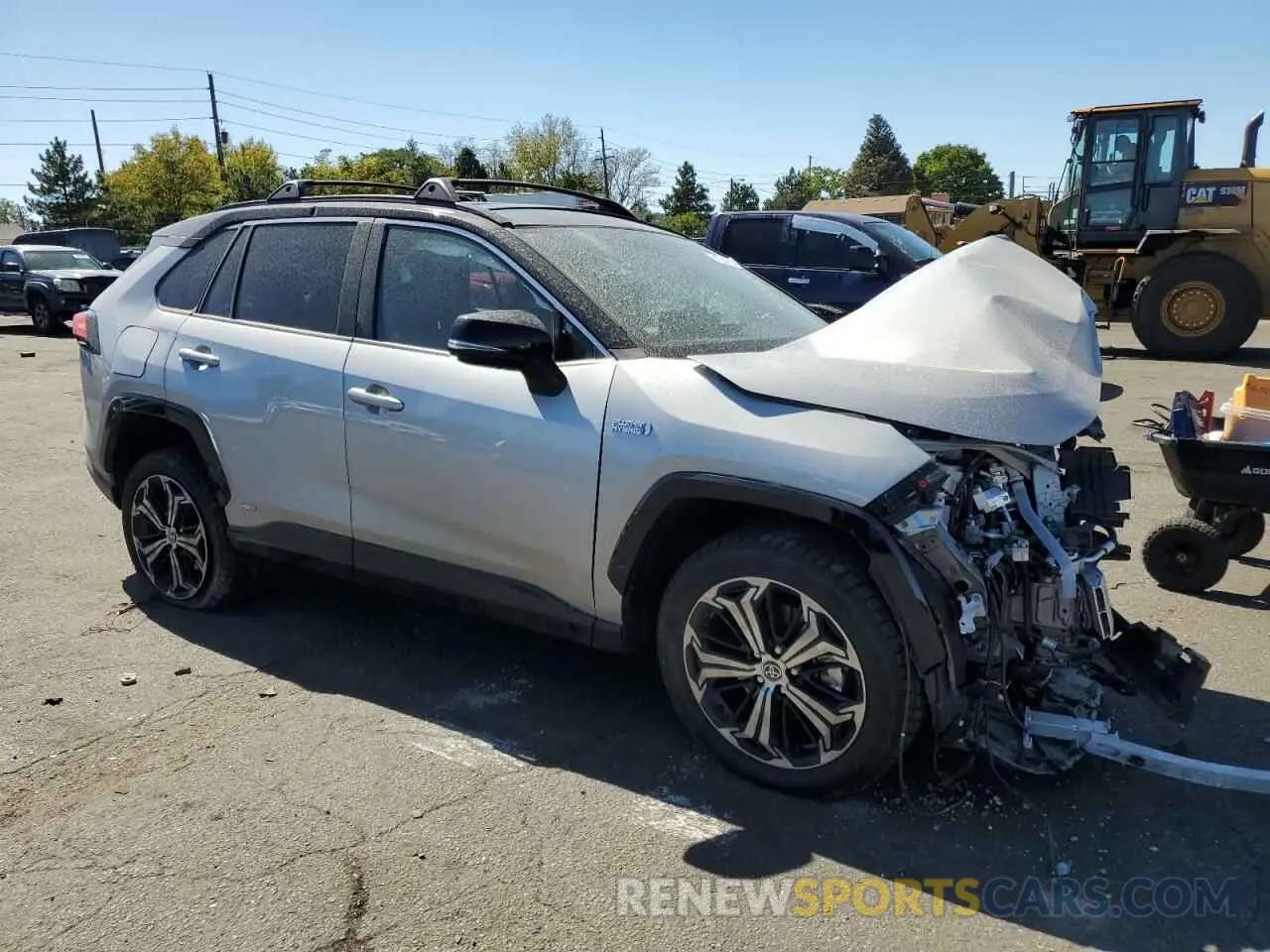 4 Photograph of a damaged car JTMFB3FV7PD112404 TOYOTA RAV4 2023