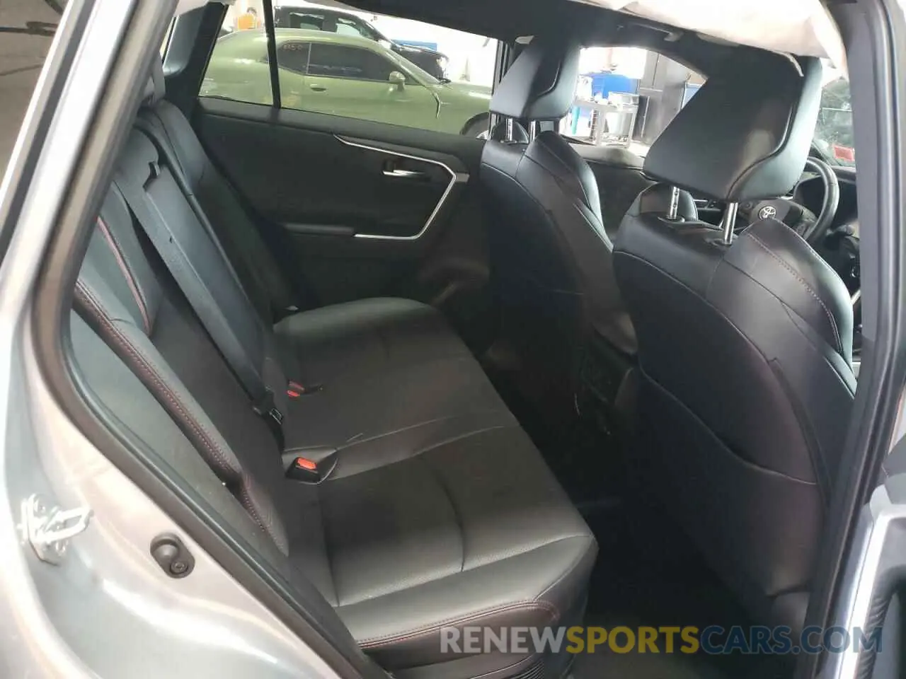 11 Фотография поврежденного автомобиля JTMFB3FVXPD155876 TOYOTA RAV4 2023