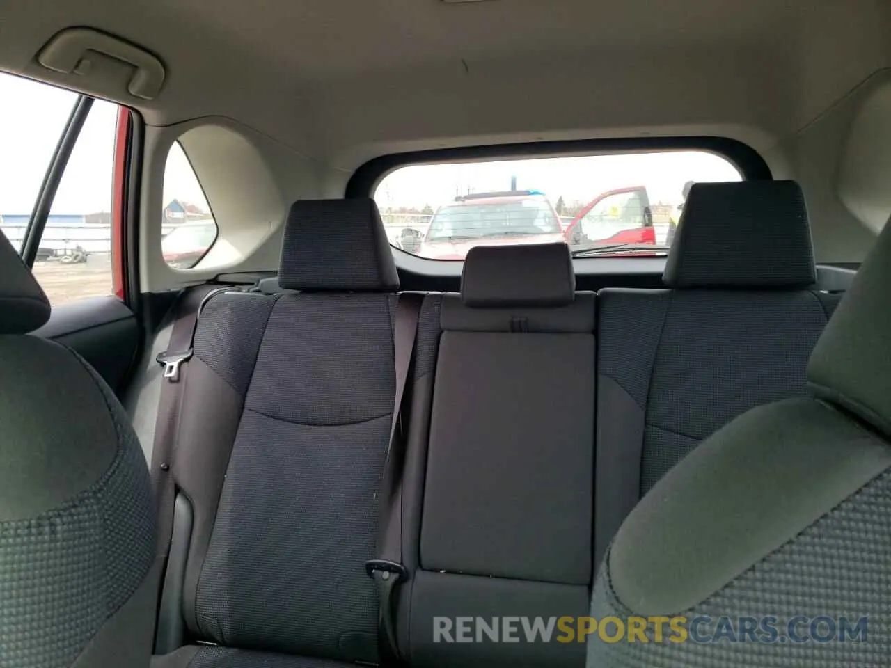 10 Photograph of a damaged car JTMG1RFV5PD101198 TOYOTA RAV4 2023