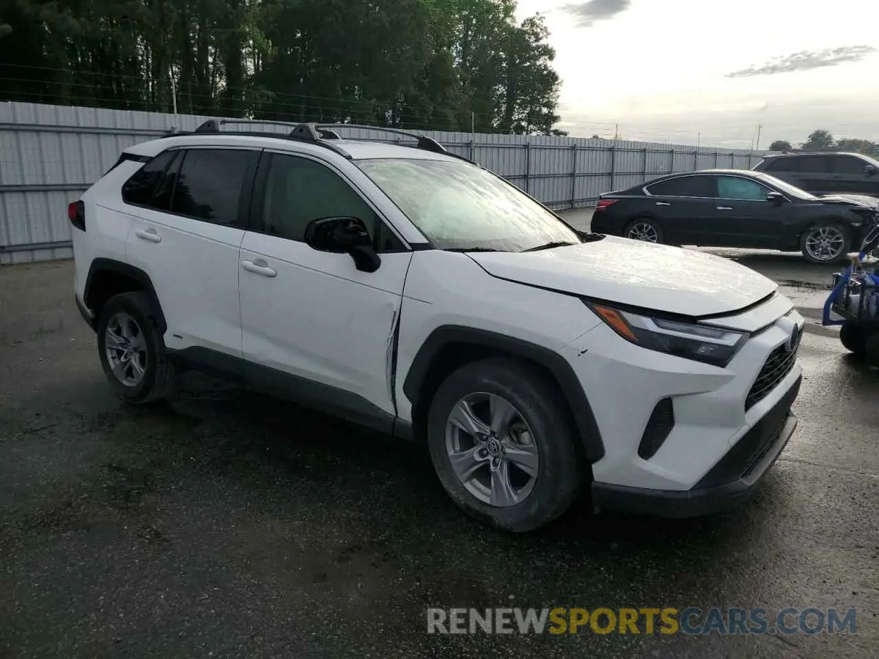 4 Фотография поврежденного автомобиля JTMLWRFV2PD205325 TOYOTA RAV4 2023