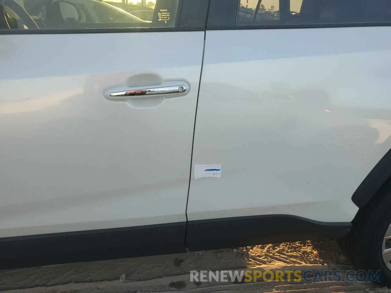13 Фотография поврежденного автомобиля JTMN1RFV2PJ040823 TOYOTA RAV4 2023