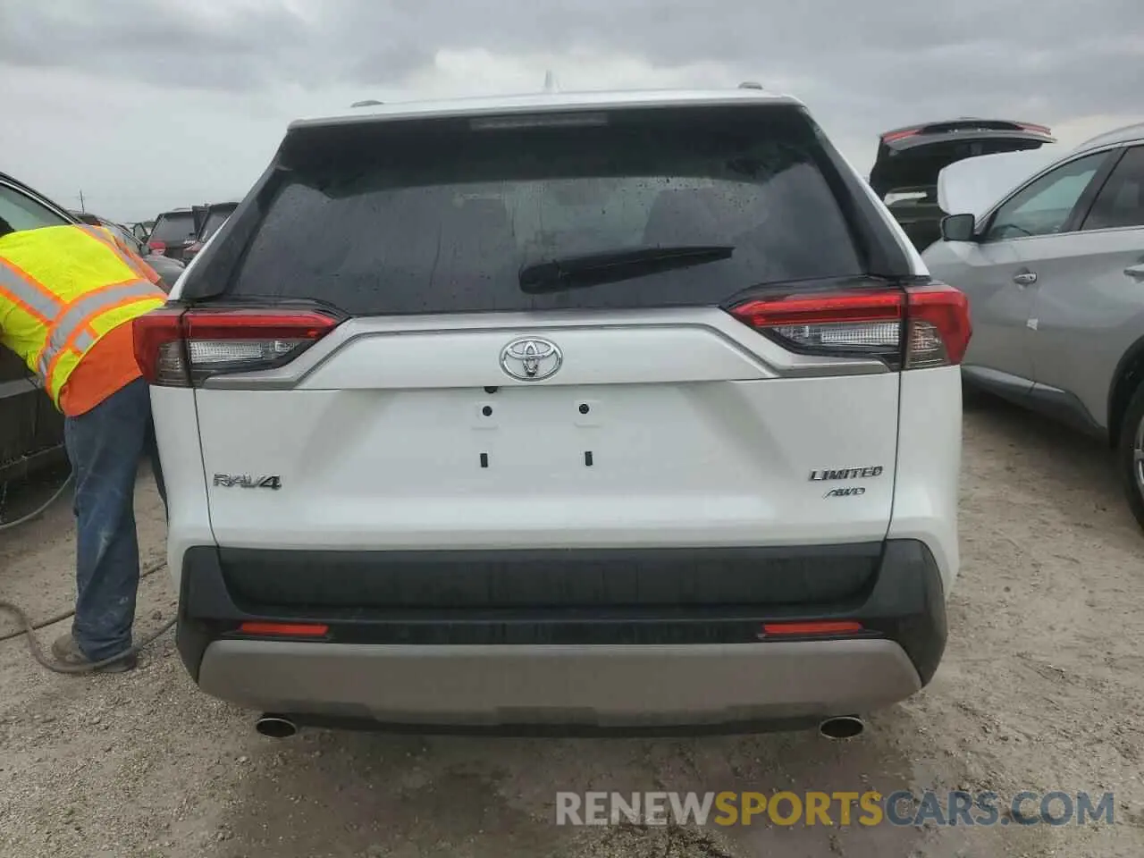 6 Фотография поврежденного автомобиля JTMN1RFV2PJ040823 TOYOTA RAV4 2023