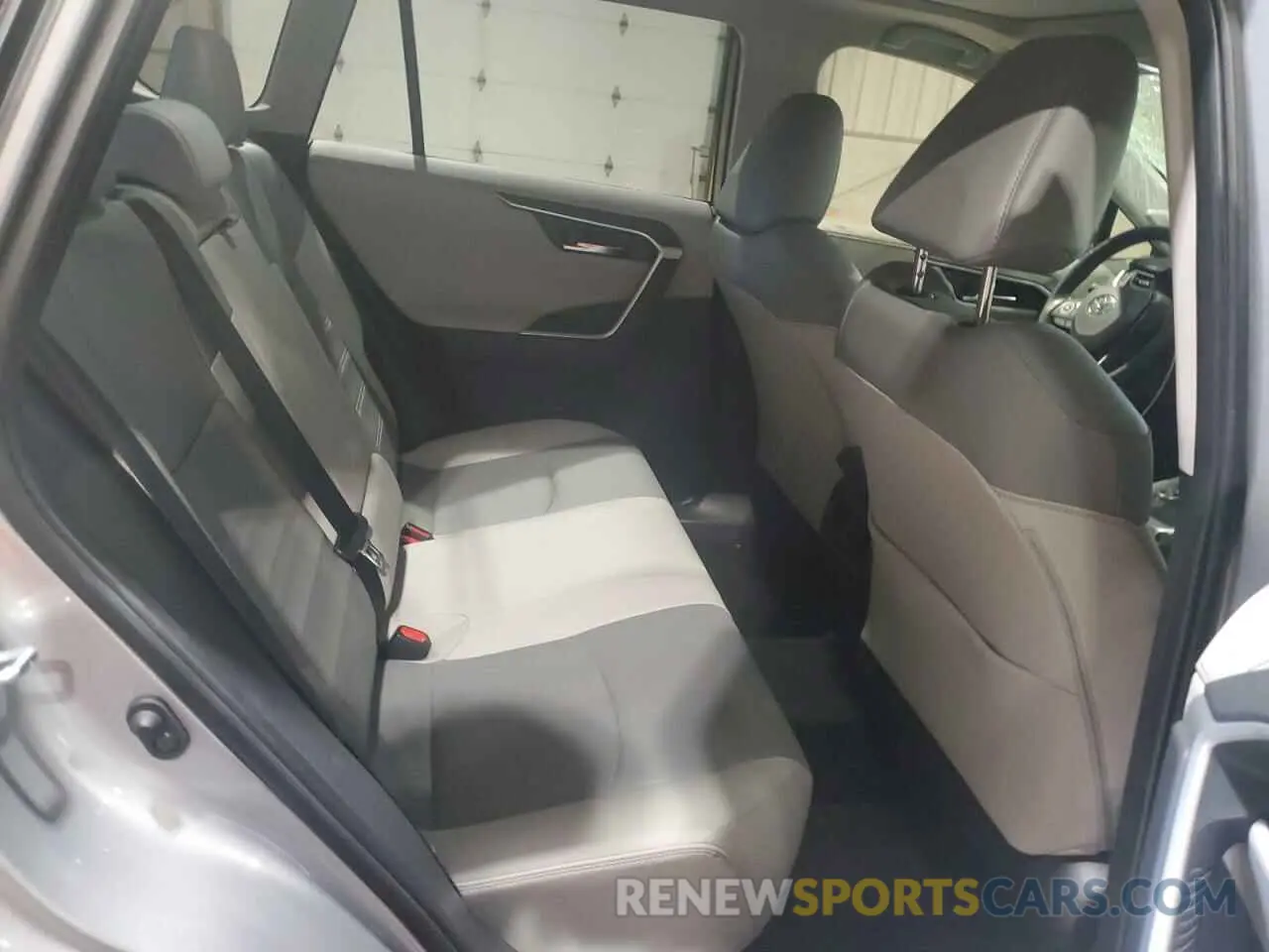 10 Фотография поврежденного автомобиля JTMN1RFV4PJ041780 TOYOTA RAV4 2023