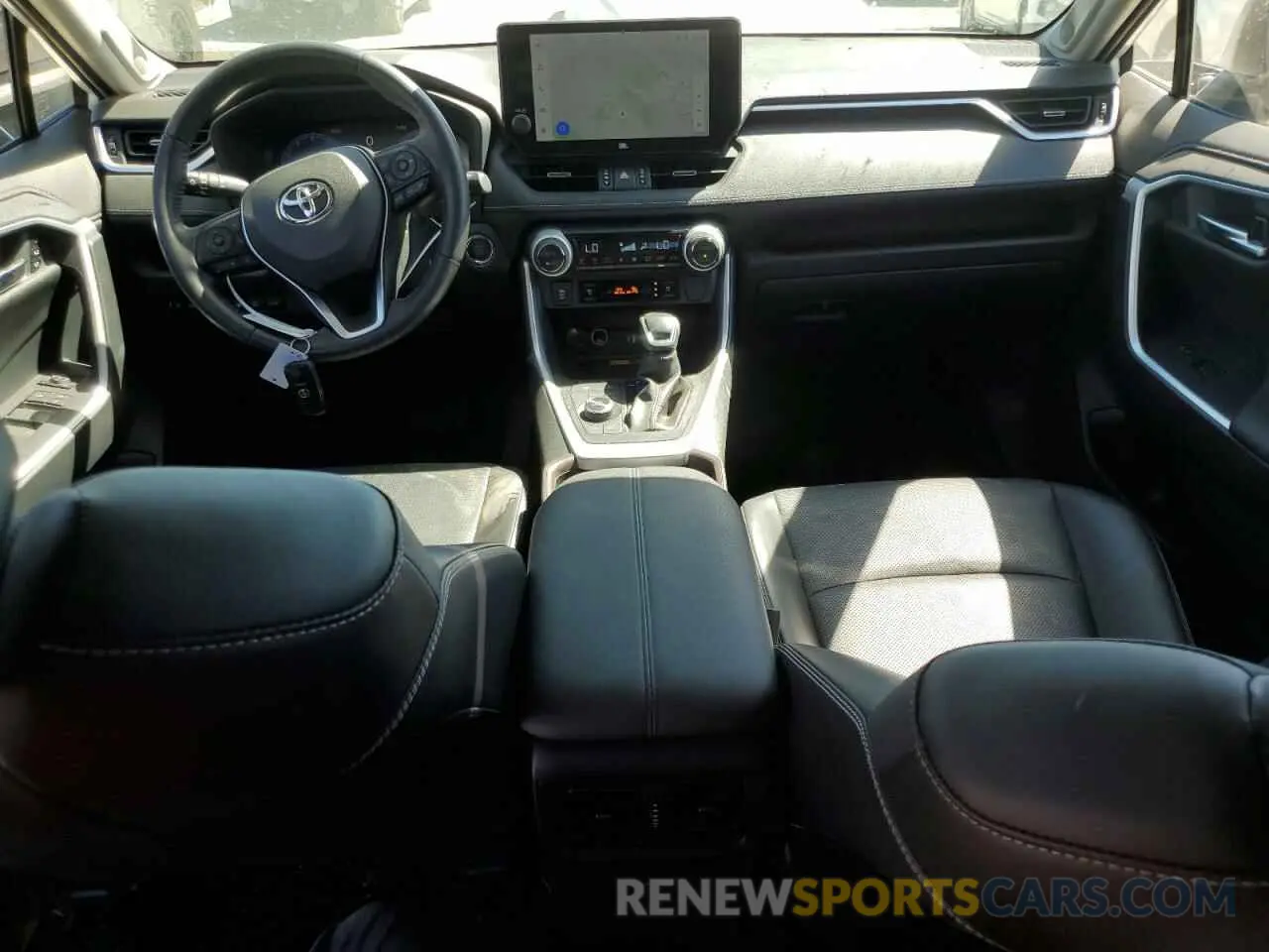 8 Фотография поврежденного автомобиля JTMN1RFV8PJ040843 TOYOTA RAV4 2023