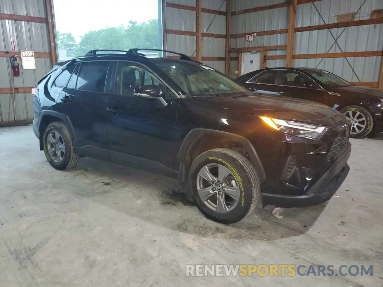 4 Photograph of a damaged car JTMP1RFV5PD095113 TOYOTA RAV4 2023