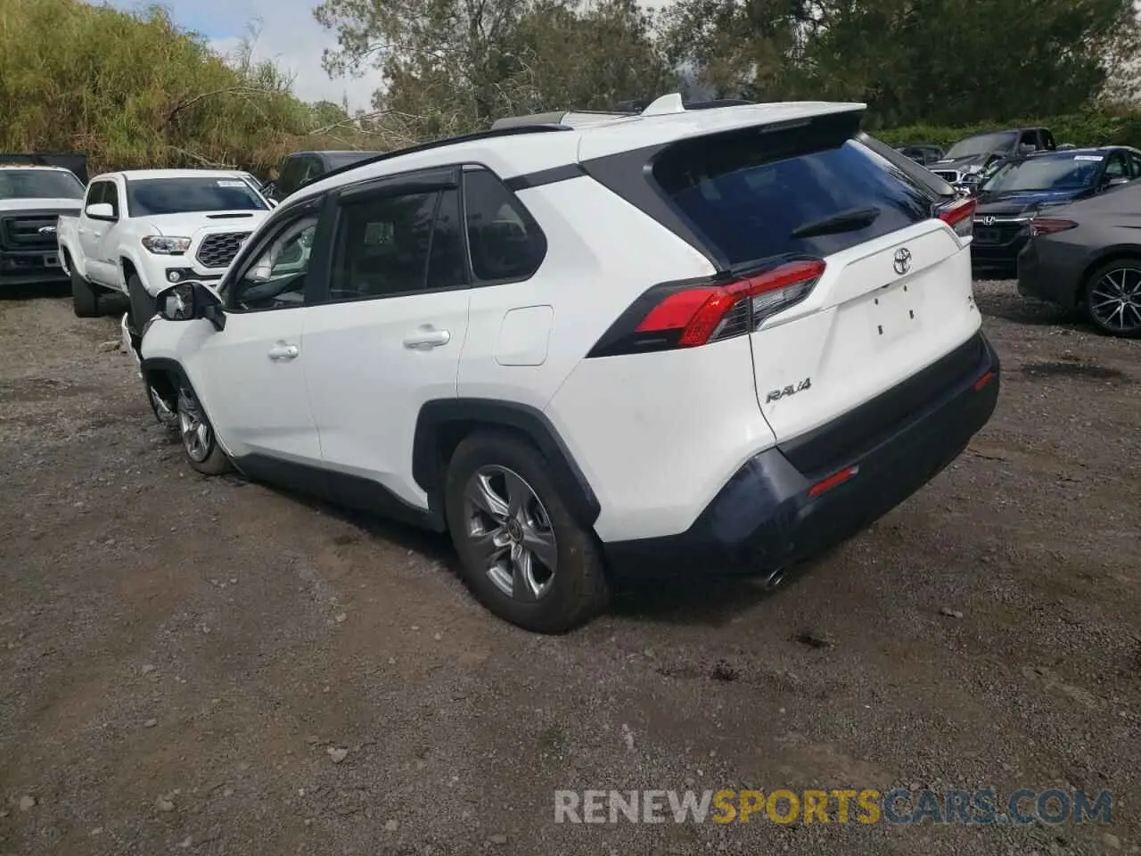 2 Photograph of a damaged car JTMP1RFVXPD101164 TOYOTA RAV4 2023