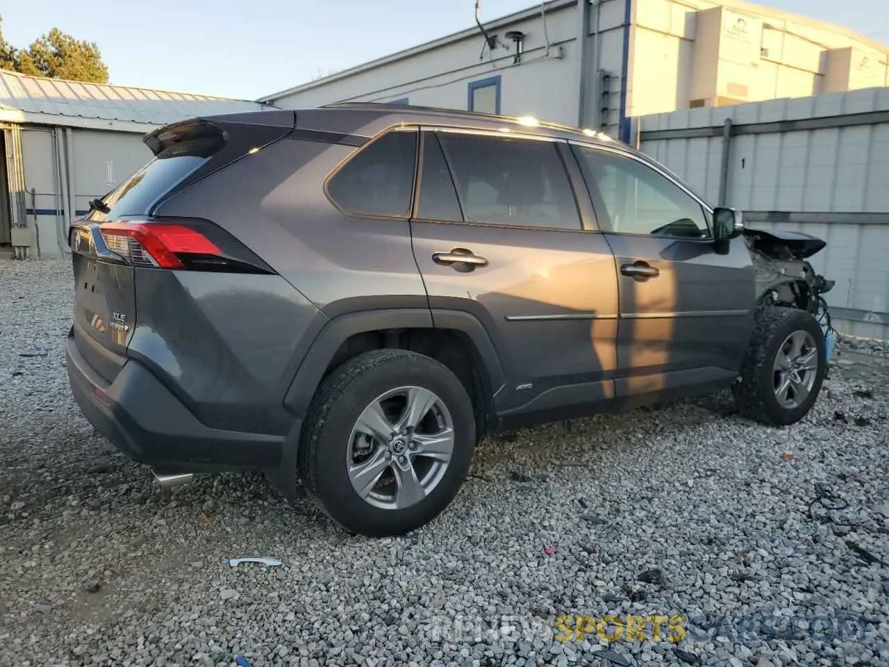 3 Фотография поврежденного автомобиля JTMRWRFV0PD177308 TOYOTA RAV4 2023