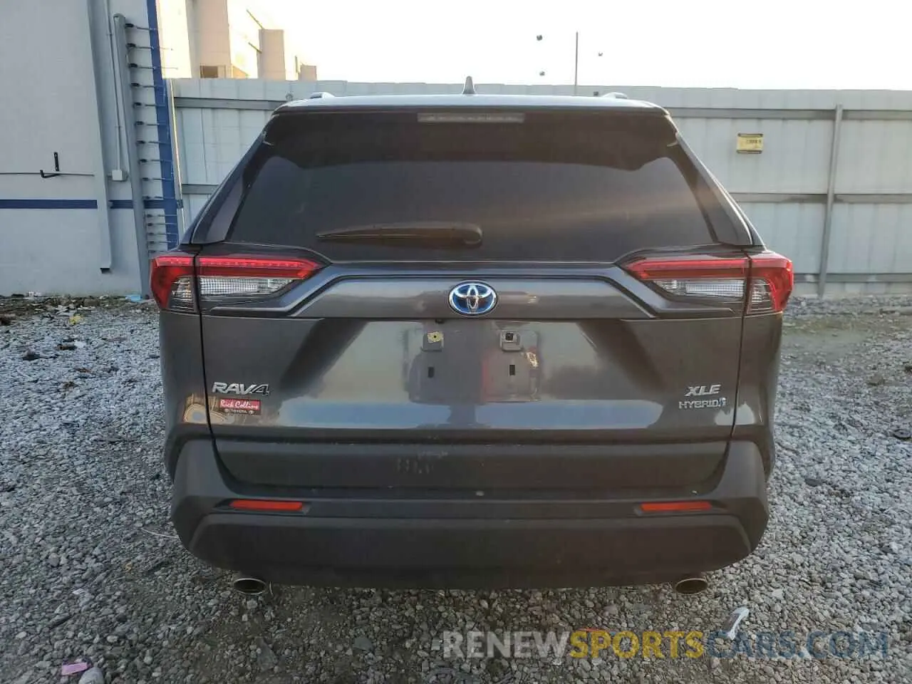6 Фотография поврежденного автомобиля JTMRWRFV0PD177308 TOYOTA RAV4 2023
