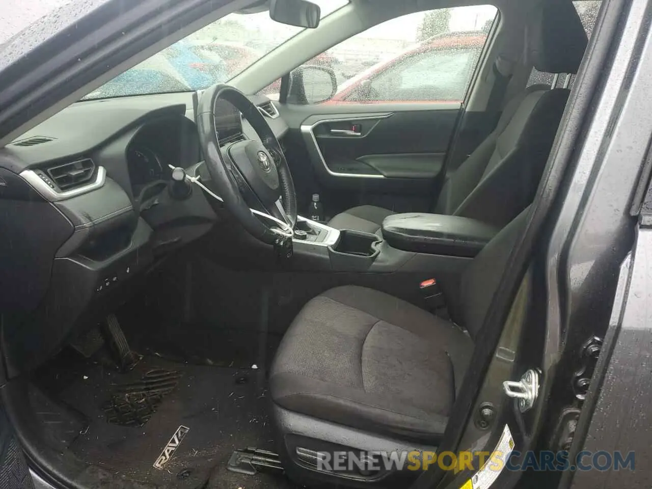 7 Photograph of a damaged car JTMRWRFV1PD201731 TOYOTA RAV4 2023