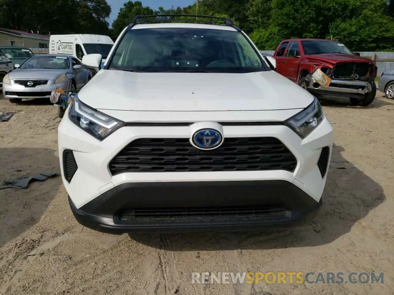 5 Photograph of a damaged car JTMRWRFV2PD206906 TOYOTA RAV4 2023