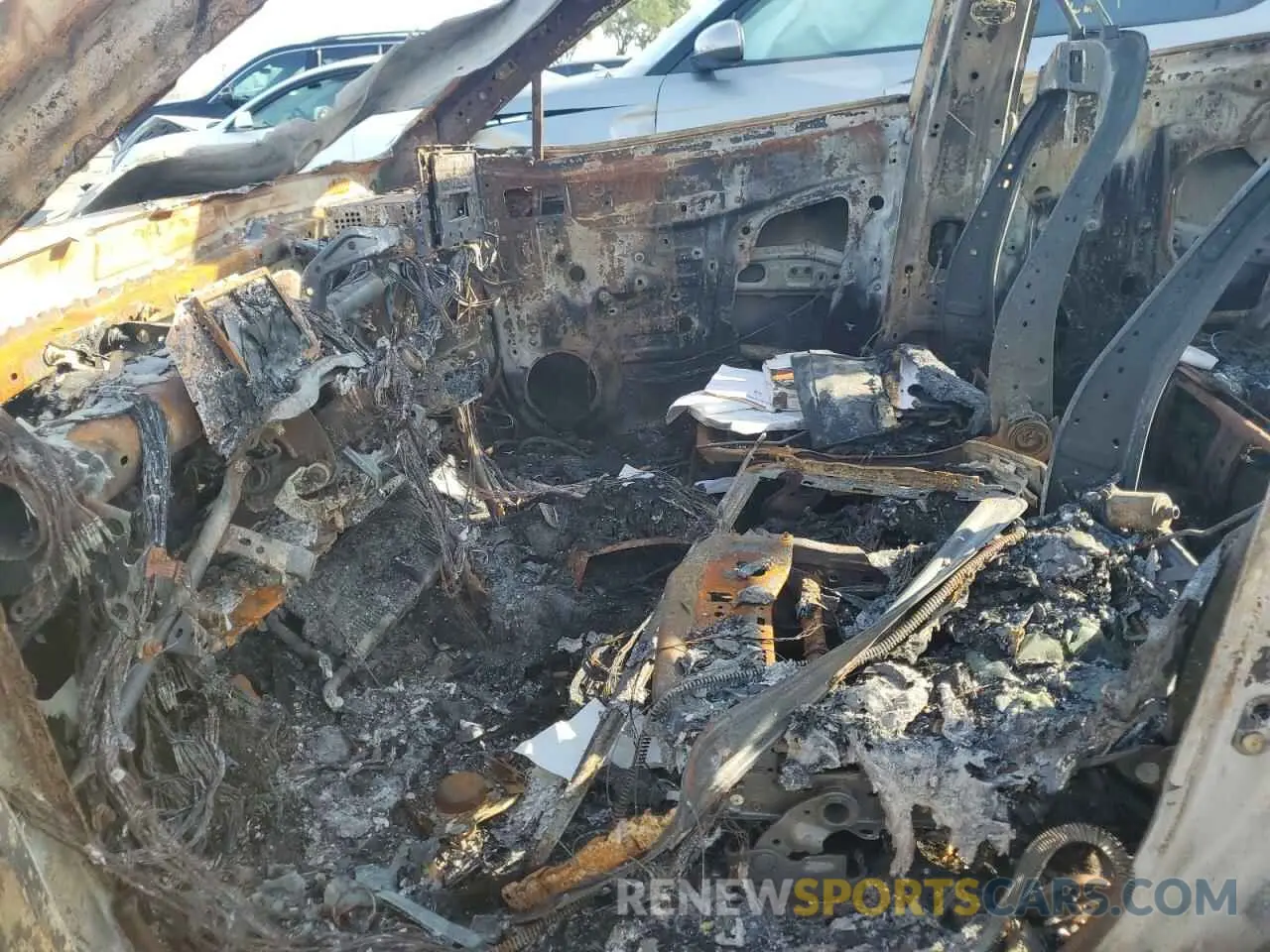 7 Фотография поврежденного автомобиля JTMRWRFV6PJ056588 TOYOTA RAV4 2023