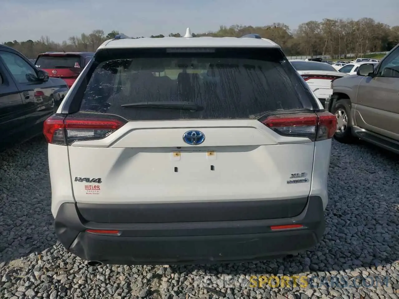 6 Photograph of a damaged car JTMRWRFVXPD192219 TOYOTA RAV4 2023