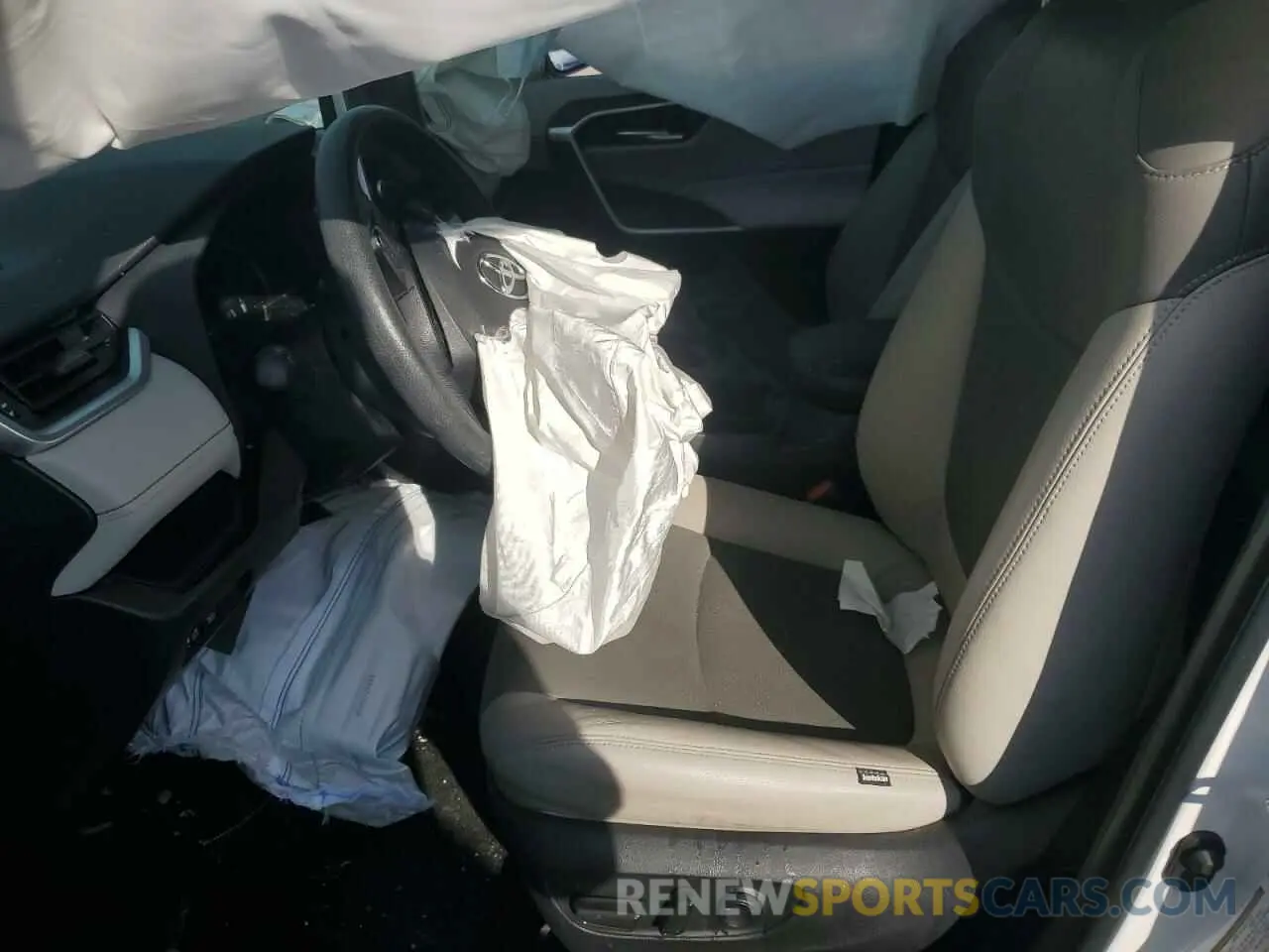 7 Photograph of a damaged car JTMRWRFVXPD192219 TOYOTA RAV4 2023