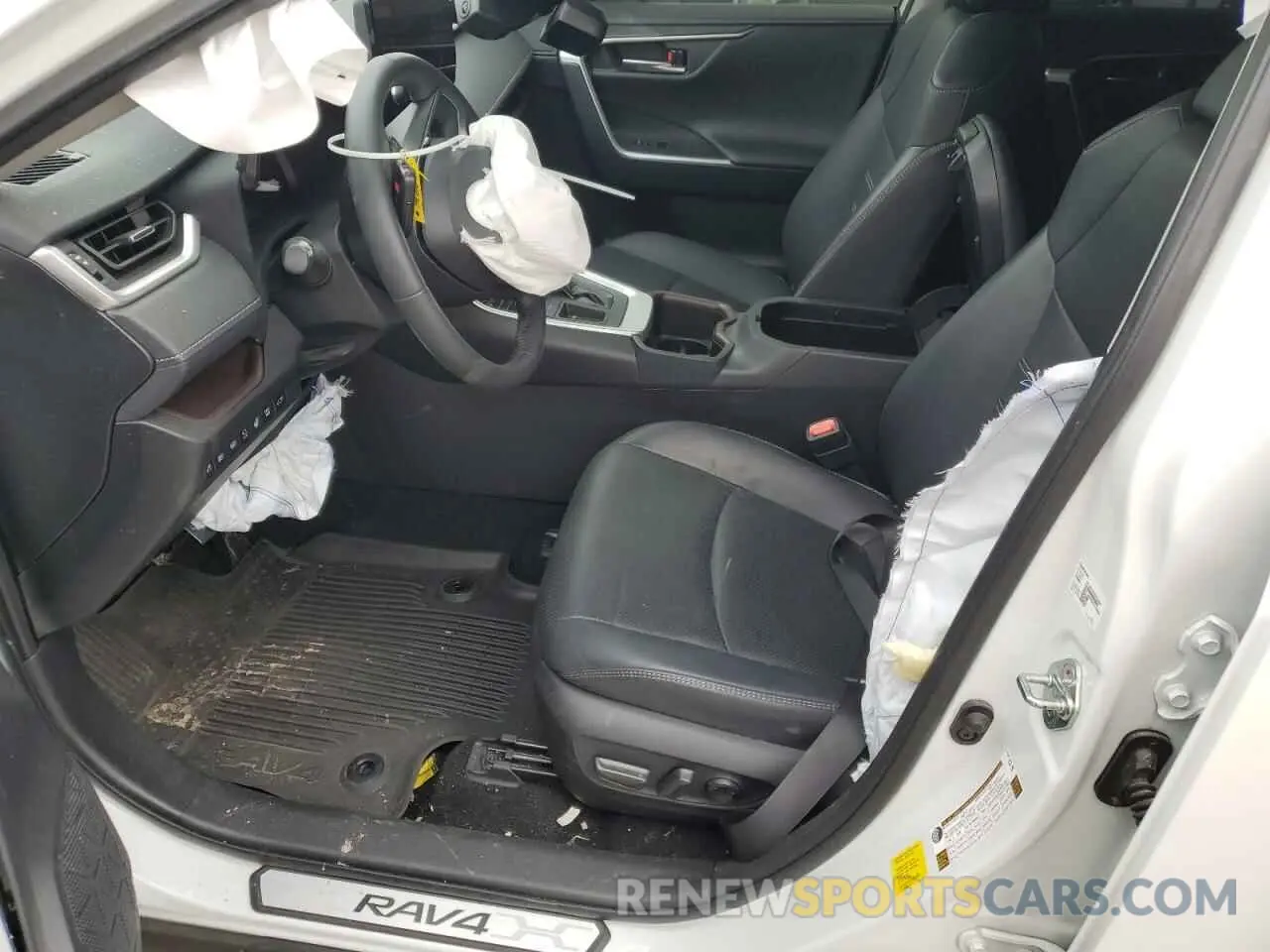 7 Фотография поврежденного автомобиля JTMY1RFV3PJ025714 TOYOTA RAV4 2023