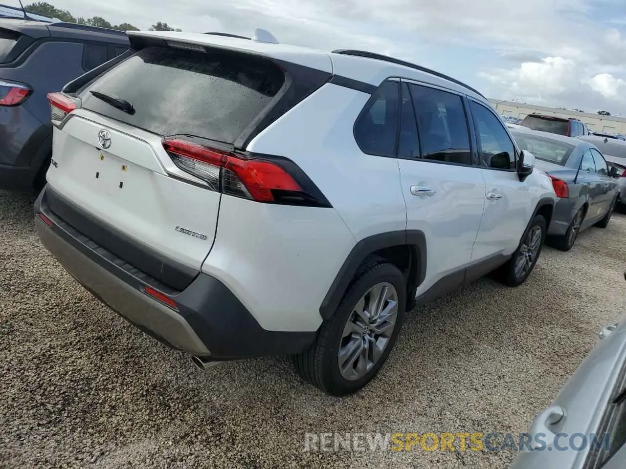 3 Photograph of a damaged car JTMY1RFV4PD112567 TOYOTA RAV4 2023