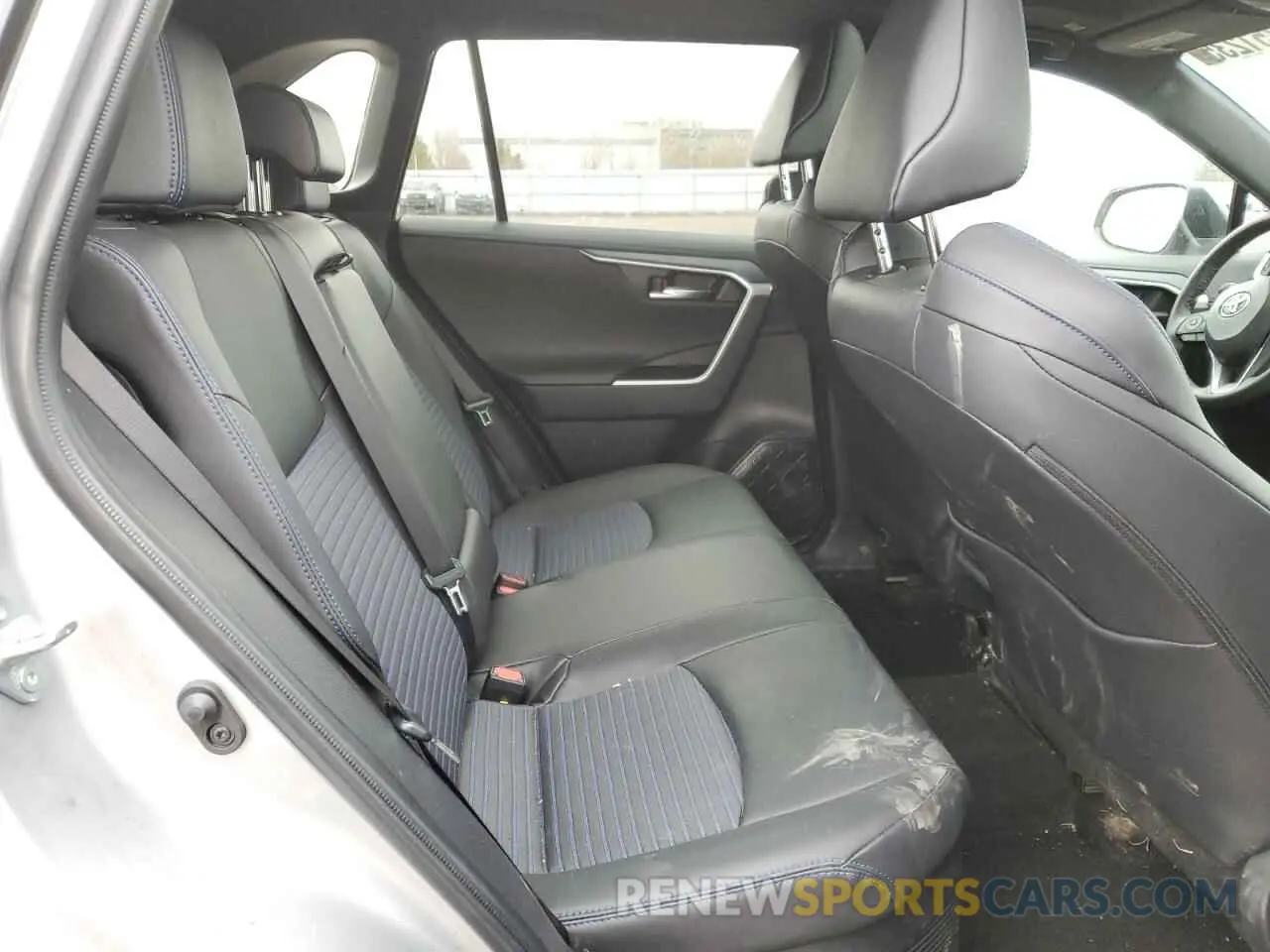 11 Photograph of a damaged car 2T35WRFV1RW226505 TOYOTA RAV4 2024