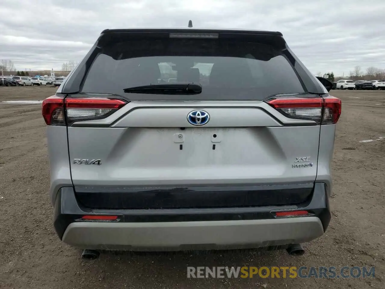 6 Photograph of a damaged car 2T35WRFV1RW226505 TOYOTA RAV4 2024