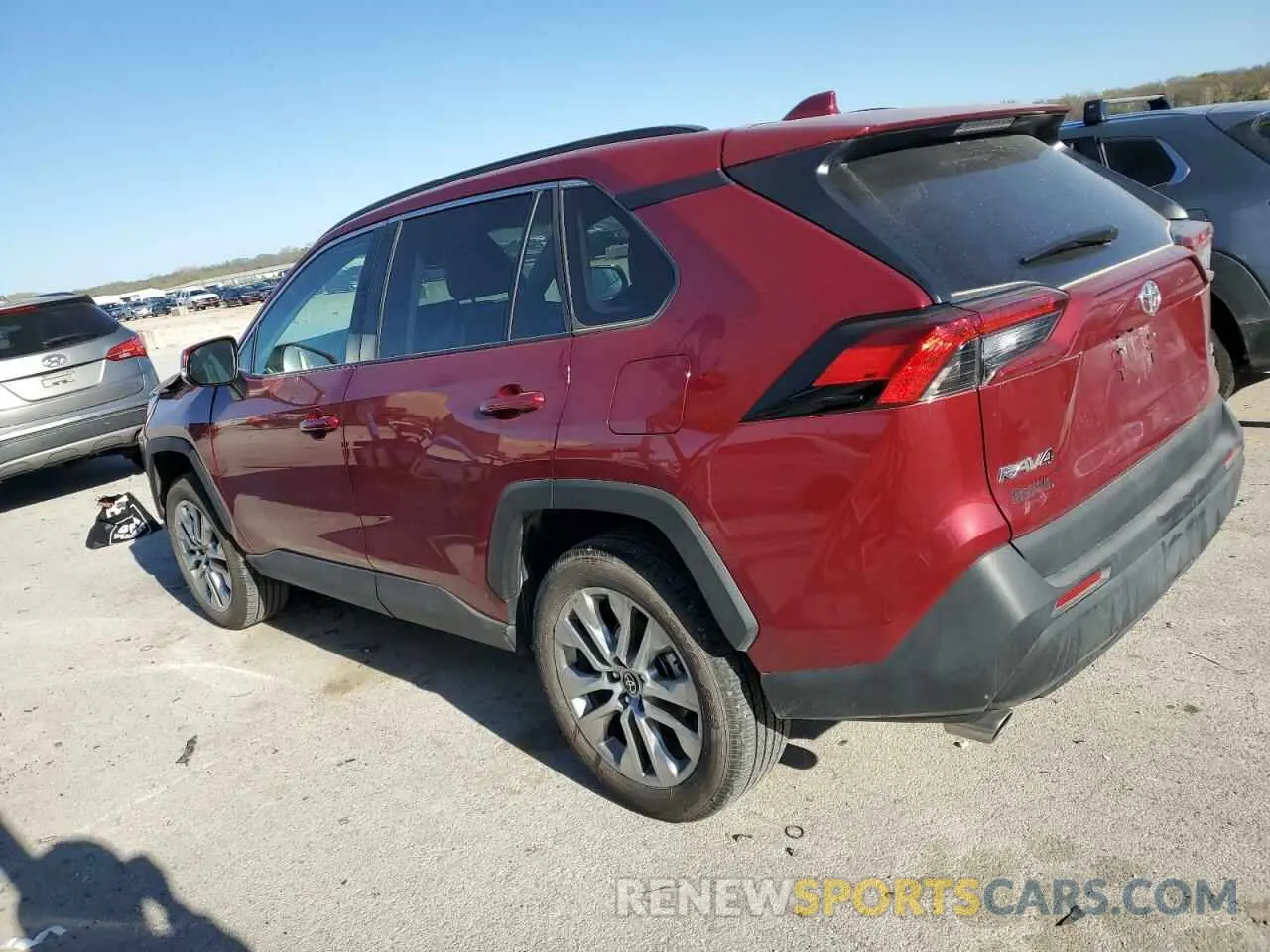 2 Фотография поврежденного автомобиля 2T3A1RFV1RW475478 TOYOTA RAV4 2024
