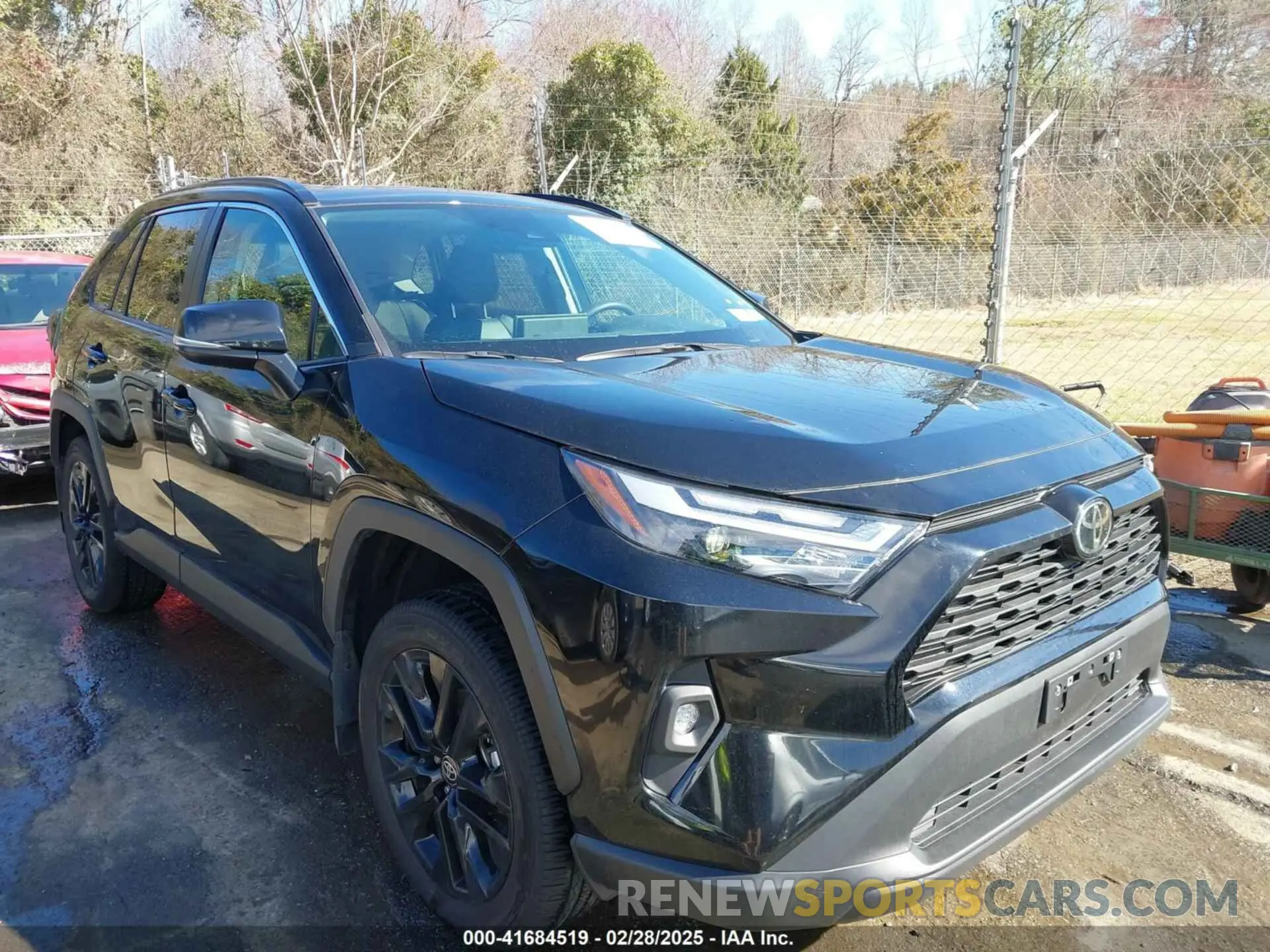 1 Фотография поврежденного автомобиля 2T3A1RFV2RC429742 TOYOTA RAV4 2024