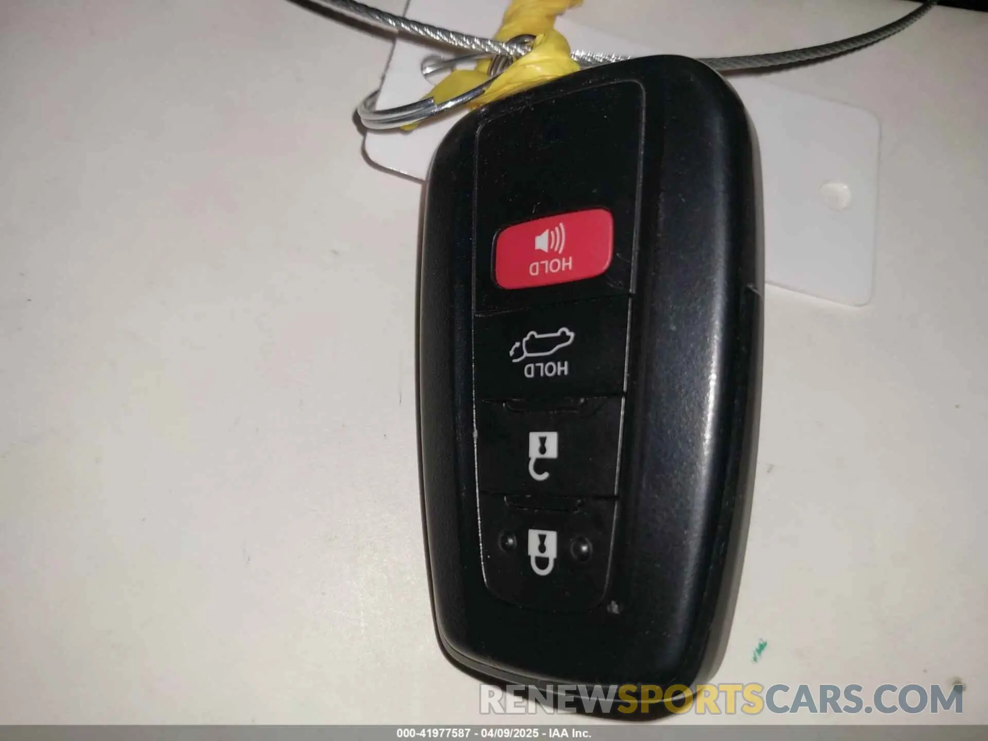 11 Photograph of a damaged car 2T3A1RFV3RC405031 TOYOTA RAV4 2024