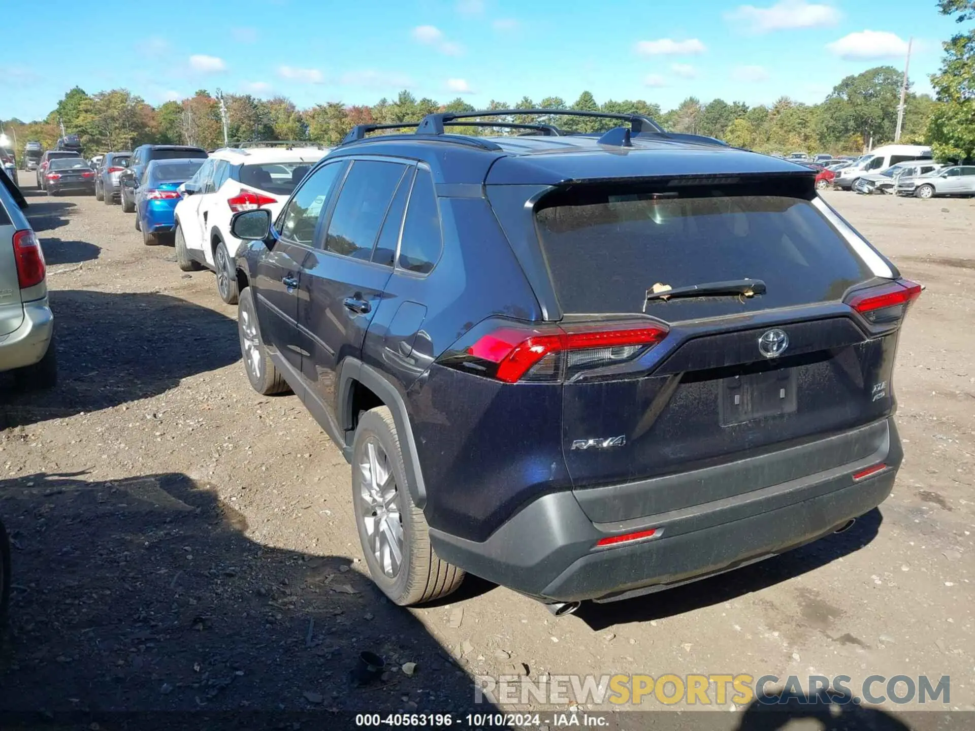 3 Фотография поврежденного автомобиля 2T3A1RFV3RW422586 TOYOTA RAV4 2024