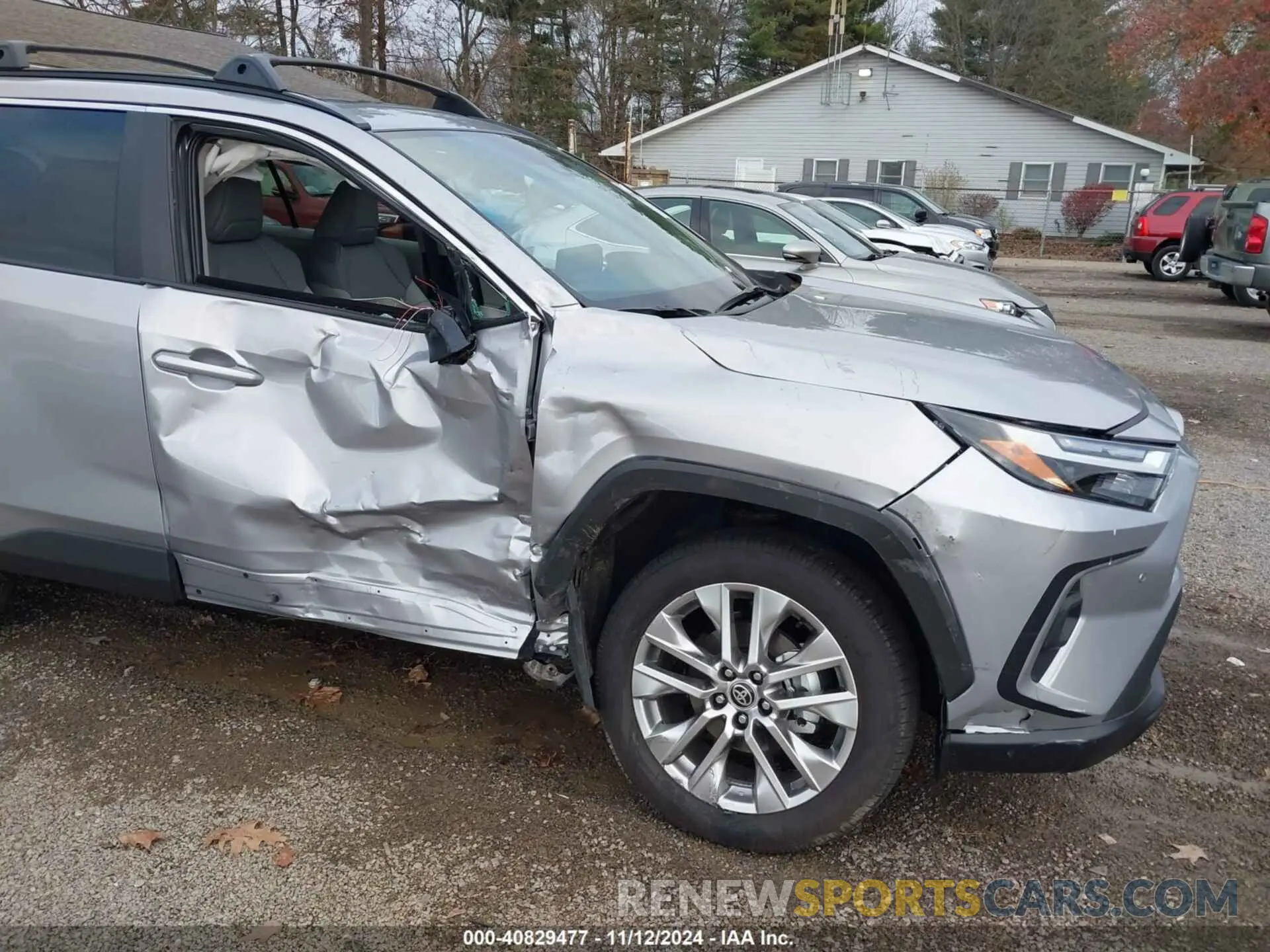 6 Photograph of a damaged car 2T3A1RFV4RC476514 TOYOTA RAV4 2024