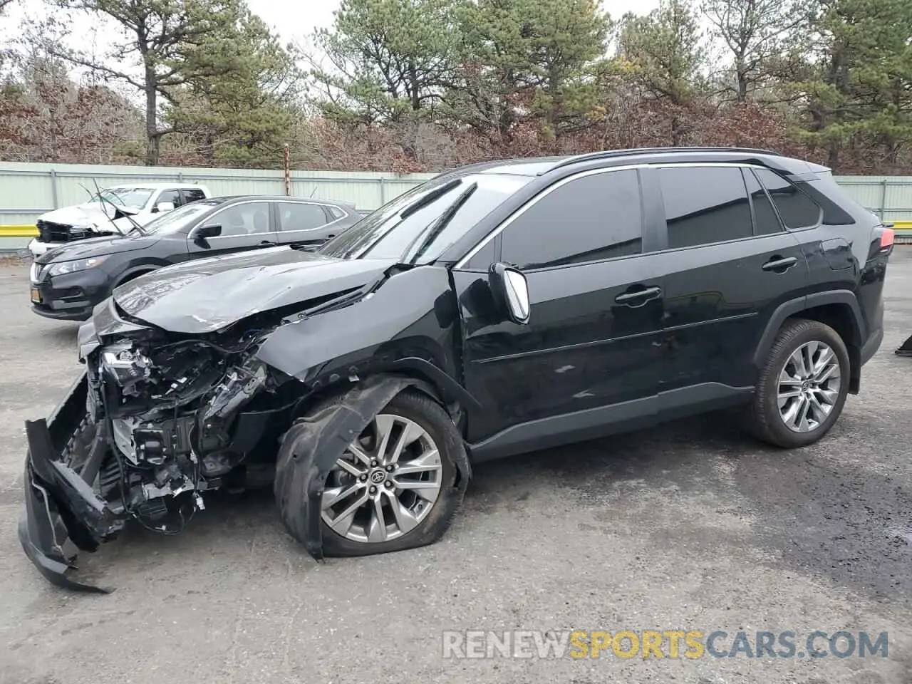 1 Photograph of a damaged car 2T3A1RFV5RC396638 TOYOTA RAV4 2024