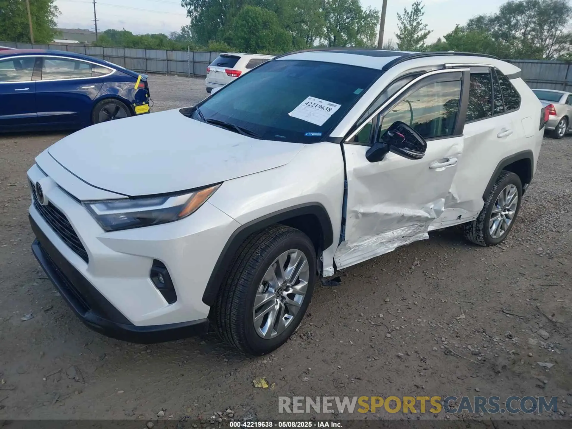 2 Photograph of a damaged car 2T3A1RFV5RW452270 TOYOTA RAV4 2024