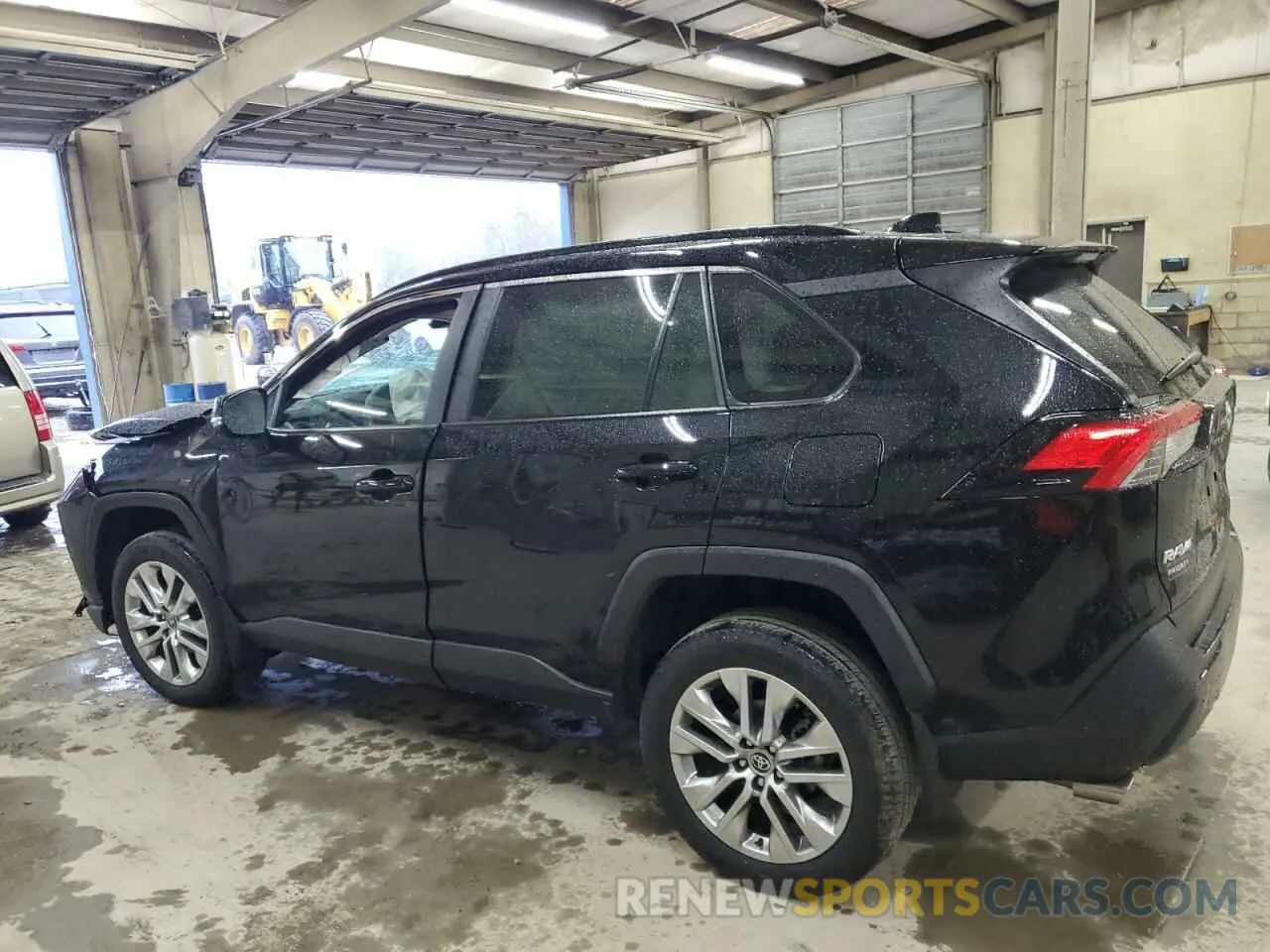 2 Photograph of a damaged car 2T3A1RFV7RC418168 TOYOTA RAV4 2024