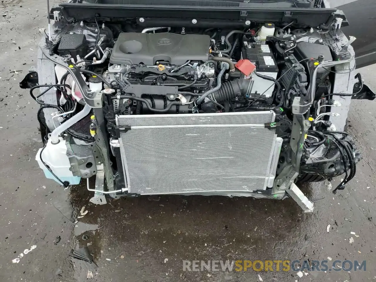 12 Фотография поврежденного автомобиля 2T3A1RFV7RC465393 TOYOTA RAV4 2024
