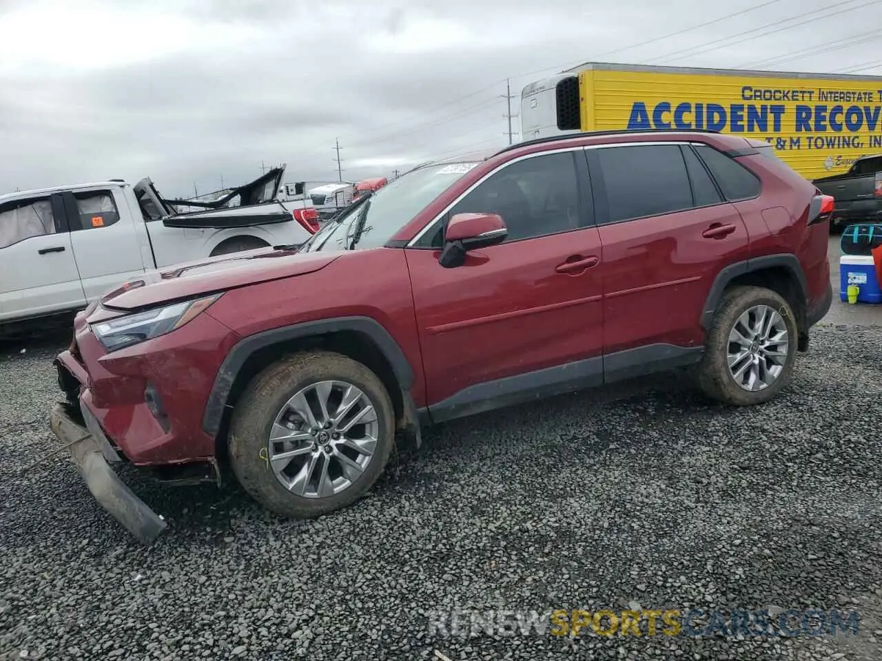 1 Photograph of a damaged car 2T3A1RFV7RW453498 TOYOTA RAV4 2024
