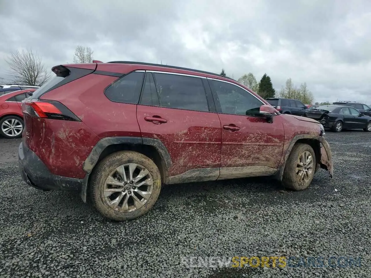 3 Photograph of a damaged car 2T3A1RFV7RW453498 TOYOTA RAV4 2024