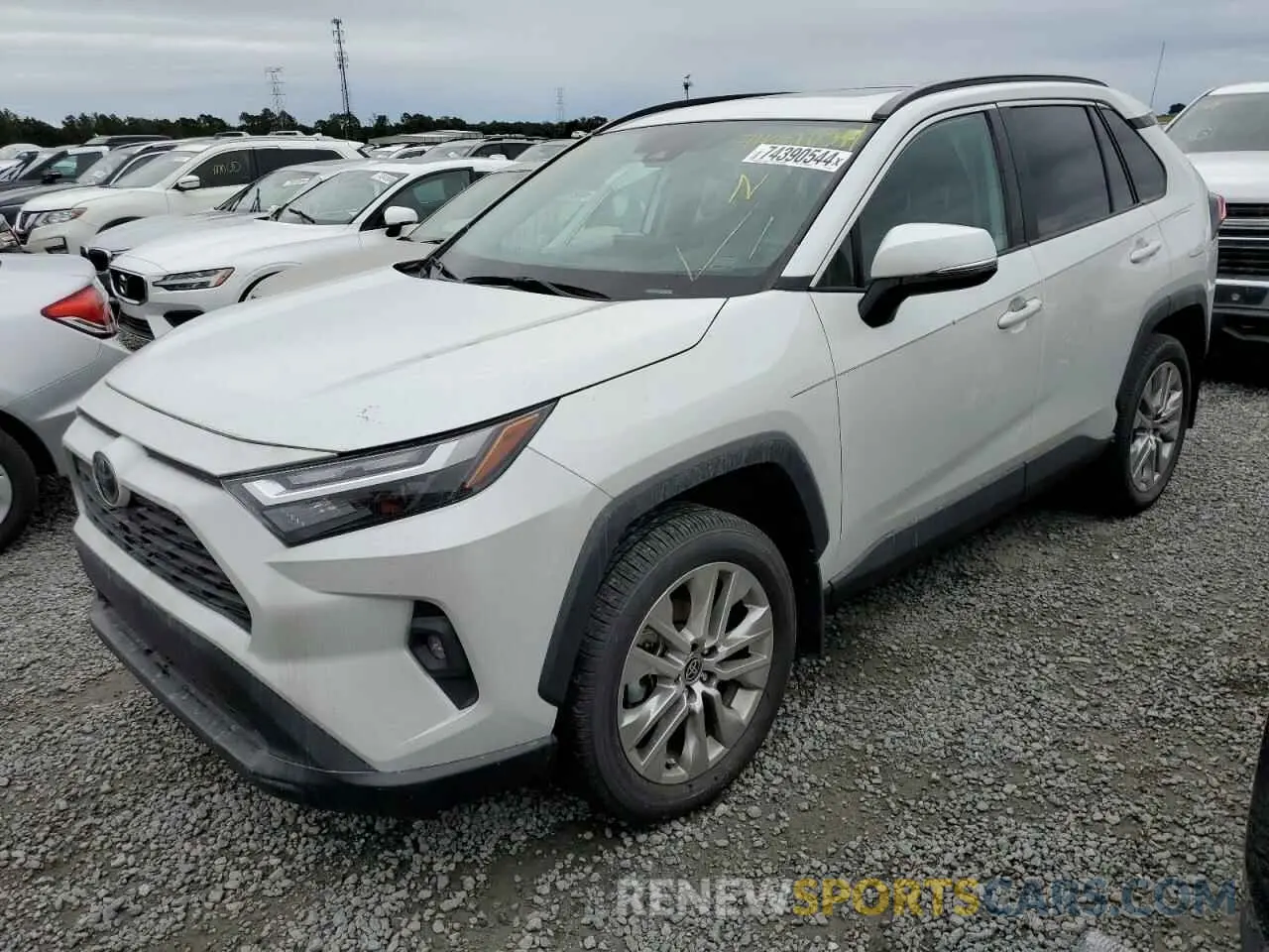 1 Фотография поврежденного автомобиля 2T3A1RFV8RW413575 TOYOTA RAV4 2024