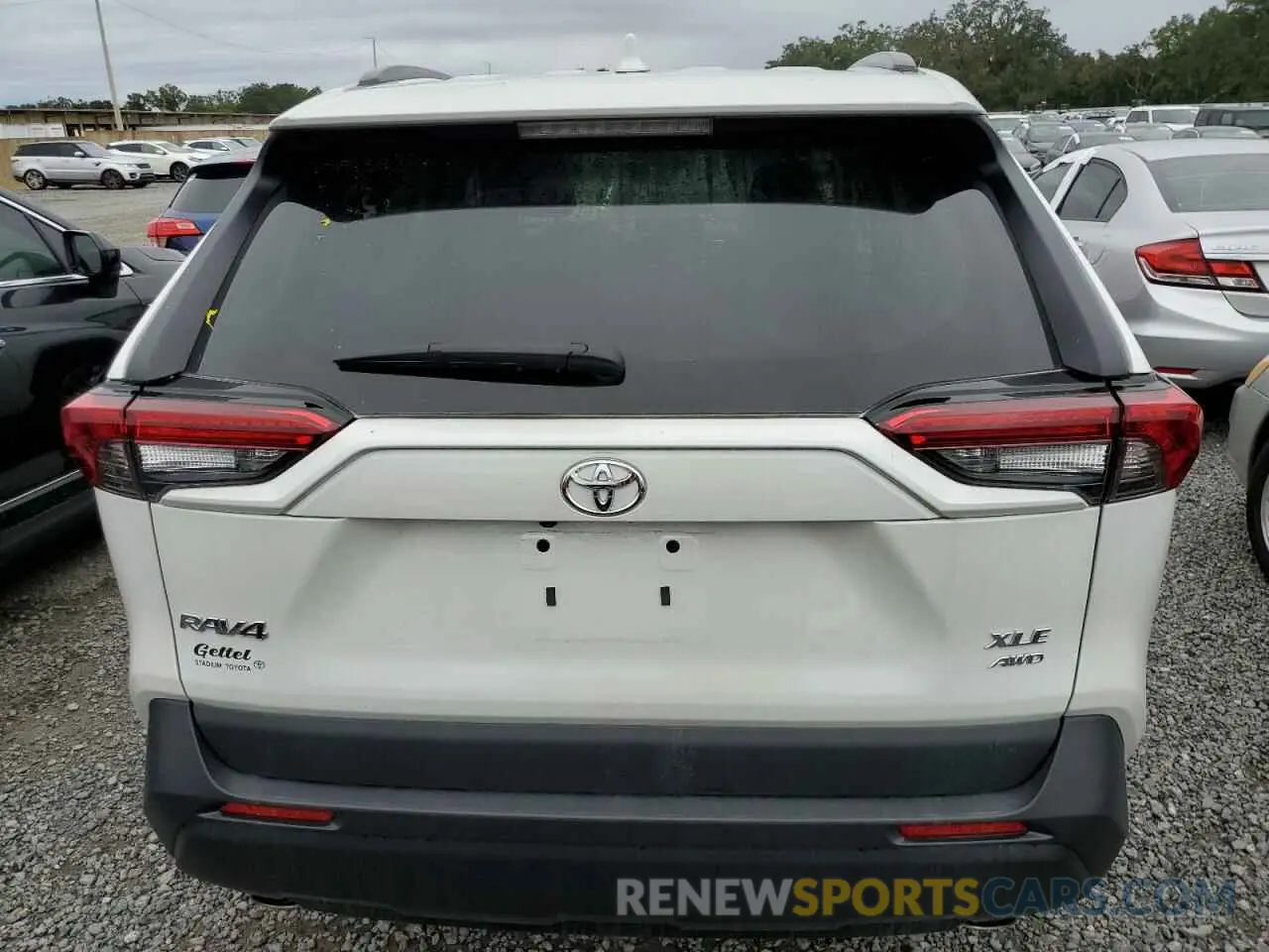 6 Фотография поврежденного автомобиля 2T3A1RFV8RW413575 TOYOTA RAV4 2024