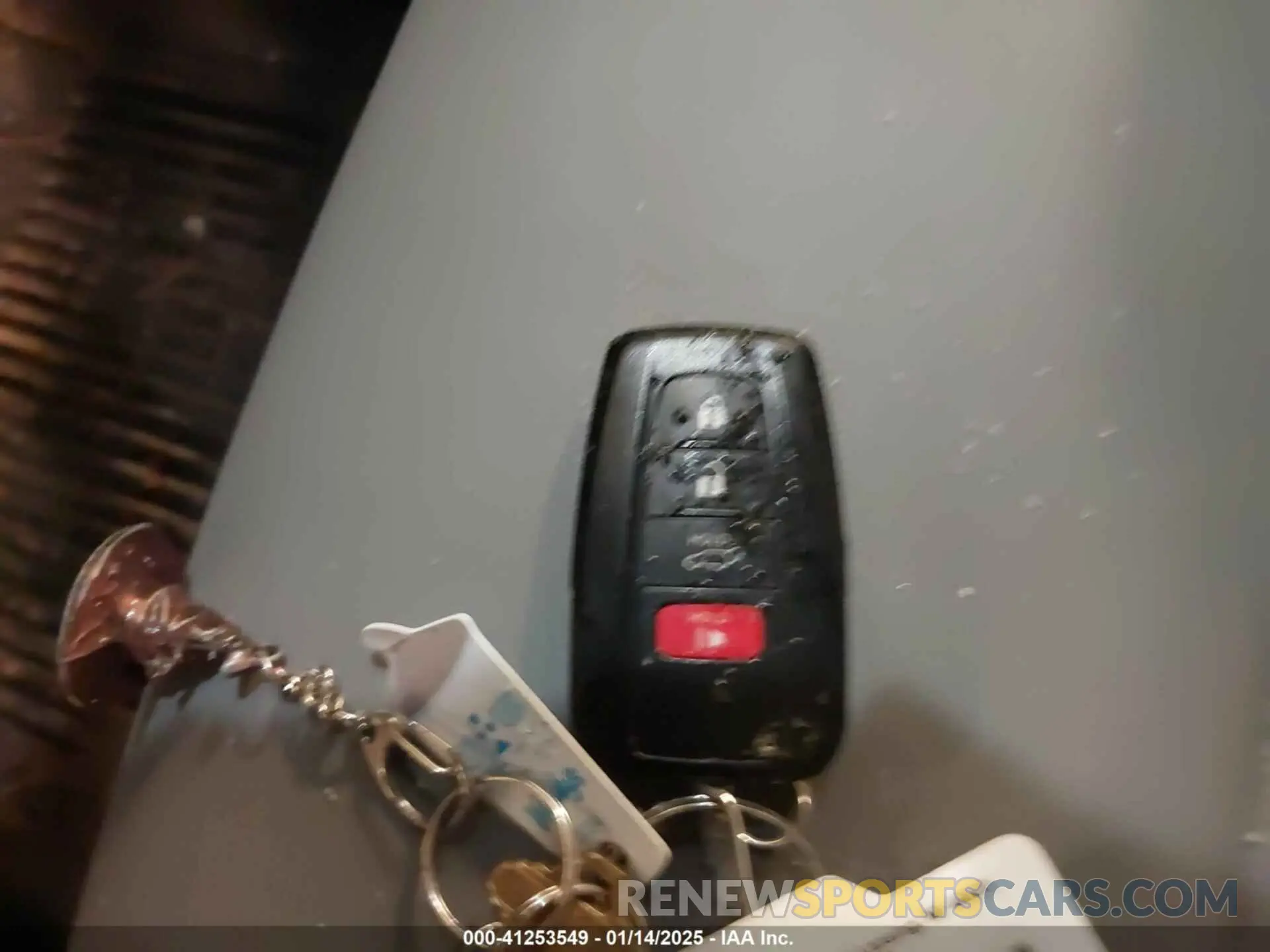 11 Photograph of a damaged car 2T3A1RFV8RW435477 TOYOTA RAV4 2024